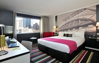 Mercure Melbourne_Treasury_Gardens_-_CityViewKing_2